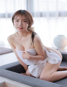 《爱的三人行》