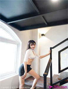 《推到小莉萝稚嫩H》