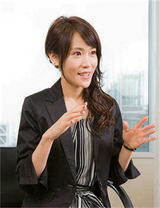 《野花社区视频在线观看完整版》